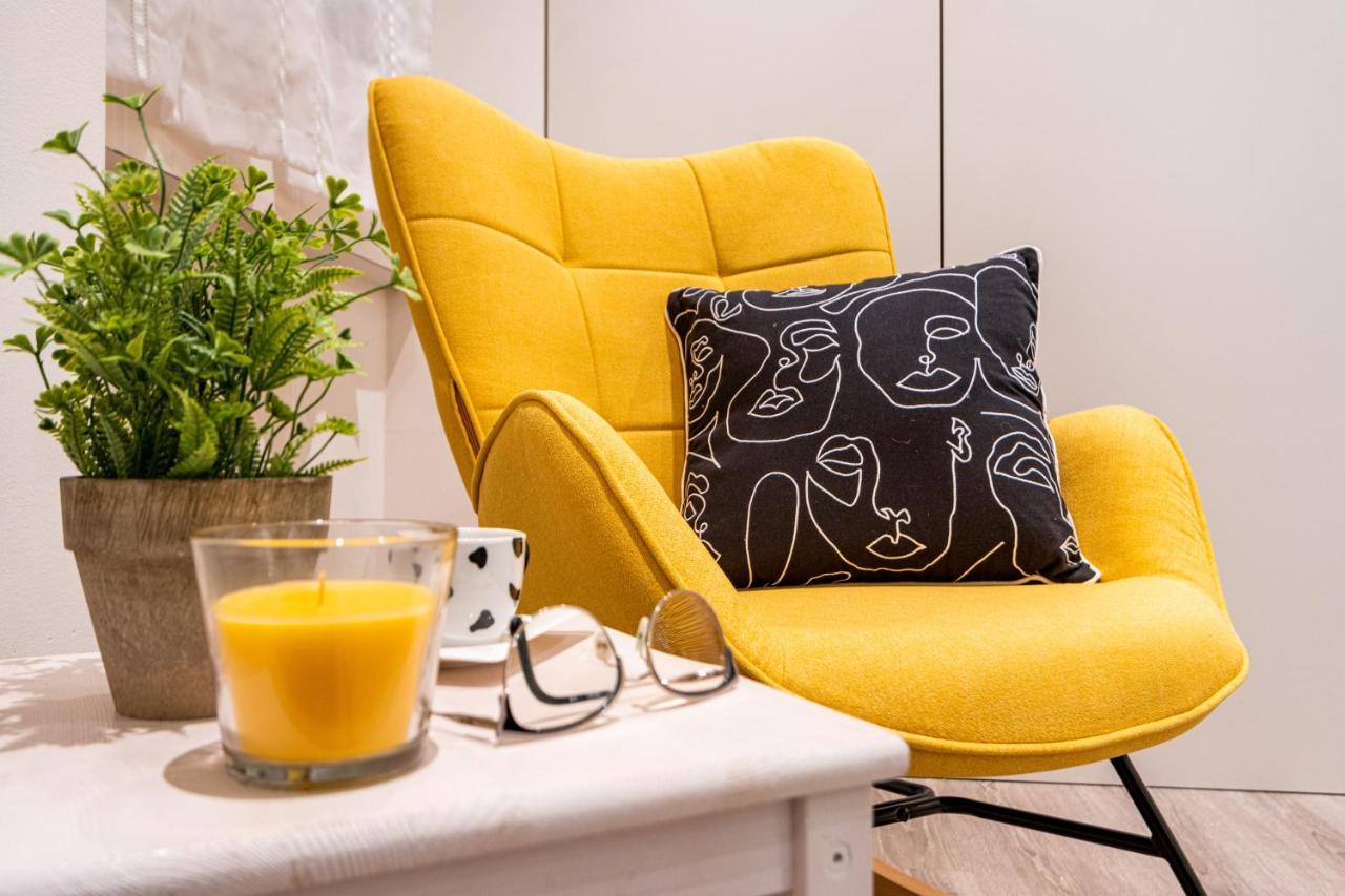 Citylife - Fiera - 100m M1 - Ac -wi-fi Apartment Milan